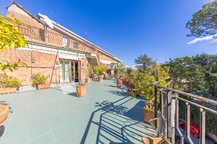 Foto Attico in Viale Cortina d'Ampezzo, Roma Cortina d'Ampezzo di 365 m²