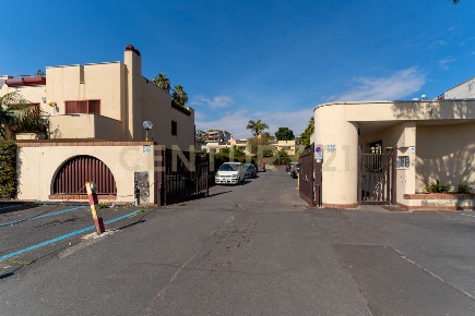 Foto Villa unifamiliare in Via Antonello da Messina 57, Aci Castello Centro