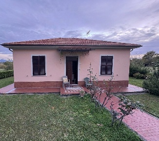 Foto Villa singola in Via Luciano Tavilla, Santo Stefano di Magra Centro