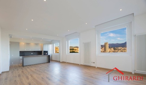 Foto Appartamento in Corso Andrea Podestà 8, Genova Carignano di 153 m²