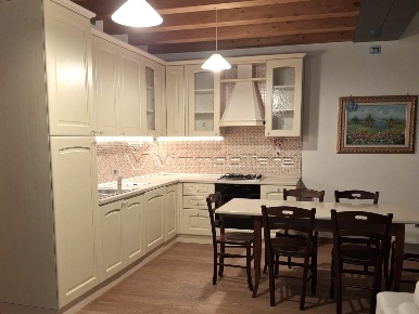 Foto Villa bifamiliare a Vo' di 180 m² con 4 locali in affitto