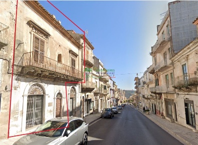 Foto Casa indipendente in Corso Italia, Ragusa Centro di 480 m² in vendita