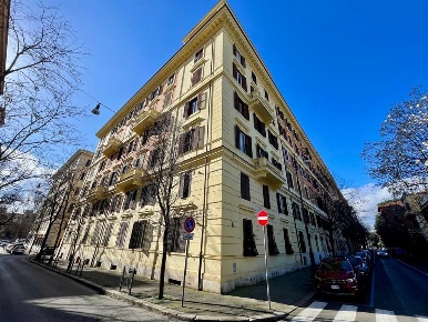 Foto Appartamento a Roma di 92 m² con 3 locali in vendita