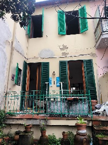 Foto Appartamento in via monteverdi 1, Firenze di 100 m² con 4 locali