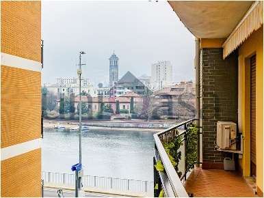 Foto Appartamento a Malgrate di 52 m² con 1 locali in vendita