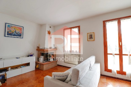 Foto Villa bifamiliare in Via Panoramica, Monzuno Centro con 4 locali