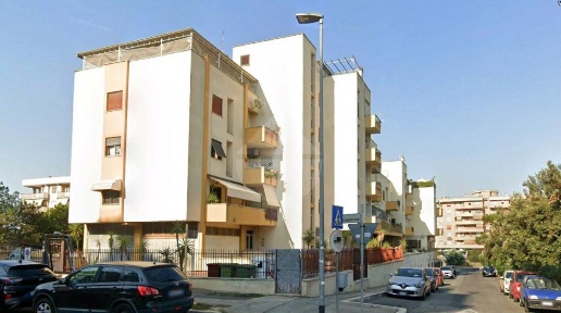 Foto Appartamento in Via Santorre Santarosa, Pomezia di 39 m² con 2 locali