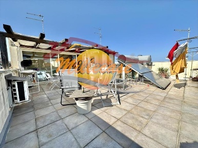 Foto Casa indipendente in VIA SENATORE DI GIOVANNI, Siracusa di 155 m²