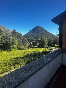 Foto Appartamento in Via SM 14 10, Monreale di 110 m² con 5 locali