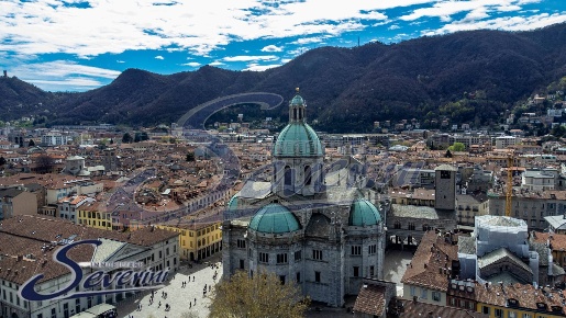 Foto Appartamento in via manzoni 12, Como Sant'Agostino di 175 m²