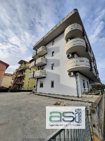 Foto Appartamento in VIA CAVOUR, Alba Adriatica di 110 m² con 5 locali