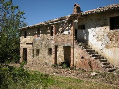 Foto Rustico in Via Colcimino 20, Bevagna di 400 m² con 15 locali
