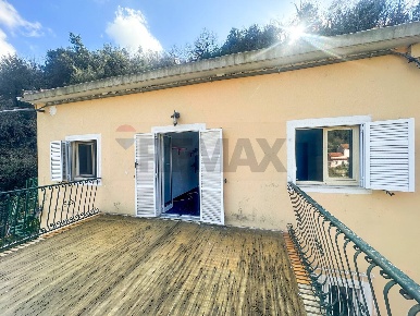 Foto Casa indipendente in Via Nazionale Piemonte 29B, Savona di 156 m²