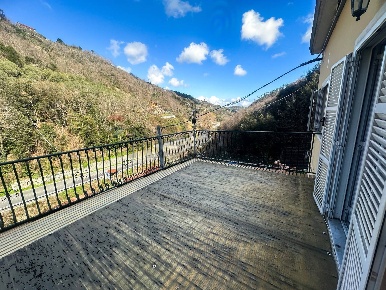 Foto Casa indipendente in Via Nazionale Piemonte 29B, Savona di 156 m²