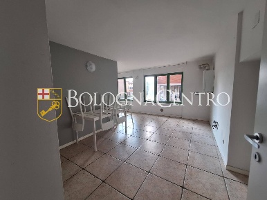 Foto Appartamento in Via Giuseppe Massarenti, Bologna Massarenti di 90 m²
