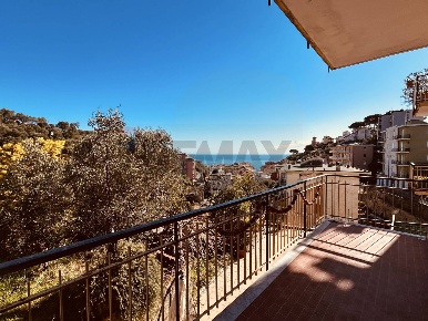 Foto Appartamento a Celle Ligure Celle Ligure Pecorile di 70 m² in vendita