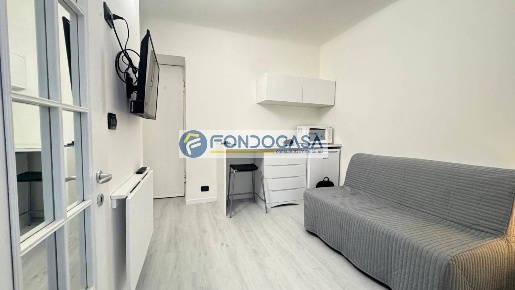 Foto Appartamento in Via Gaetano Ronzoni 2, Milano Corso Genova di 20 m²