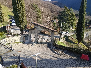 Foto Appartamento in Via Castello, Canzo di 142 m² con 3 locali in vendita