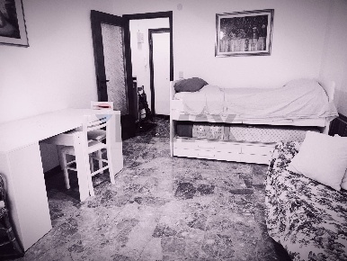 Foto Appartamento in Via San Girolamo Emiliani 14, Rapallo di 57 m²