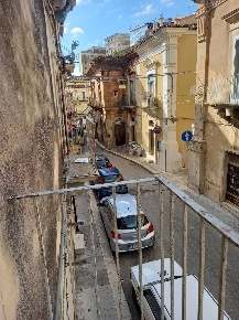 Foto Casa indipendente a Ragusa Centro di 144 m² con 5 locali in vendita