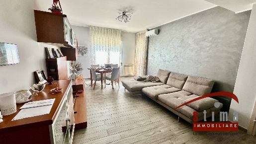 Foto Appartamento a Siracusa di 125 m² con 5 locali in vendita