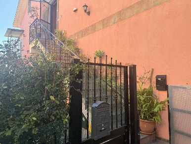 Foto Appartamento in via san francesco d'assisi 10, Riposto di 85 m²
