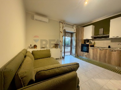 Foto Appartamento in VIA RUGGERO LEONCAVALLO, Taormina di 60 m² in vendita