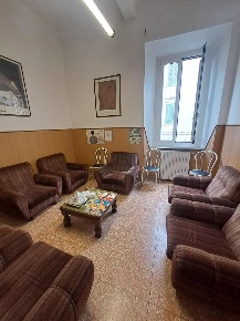 Foto Ufficio a Livorno Cavour - San Carlo di 120 m² con 5 locali in vendita