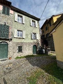 Foto Casa indipendente a Borgo a Mozzano Cune di 80 m² con 5 locali