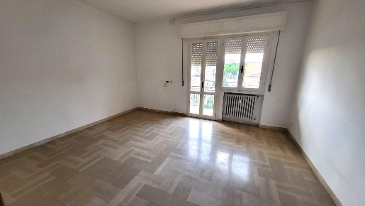 Foto Appartamento a Livorno Ardenza di 100 m² con 4 locali in vendita