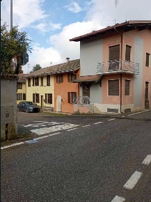 Foto Box a Cergnago di 12 m² con 1 locali in vendita