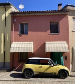 Foto Appartamento a Cervesina Centro di 175 m² con 5 locali in vendita