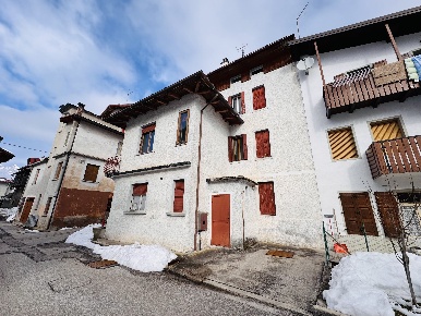 Foto Appartamento in tredolo 22 forni di sotto, Forni di Sotto di 200 m²