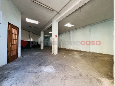 Foto Magazzino in Corso Grosseto 209, Torino Madonna di Campagna di 127 m²