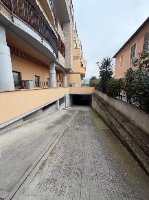 Foto Box in Via Proietti Divi 5, Terni Cardeto - Battisti di 18 m²