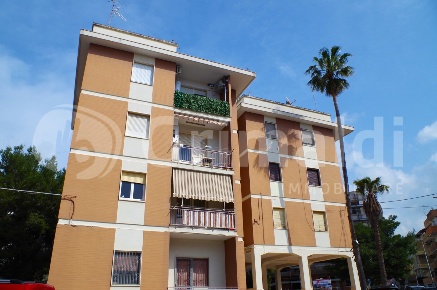 Foto Appartamento in Via Milano 17, Gallipoli Via Lecce, Ospedale di 95 m²