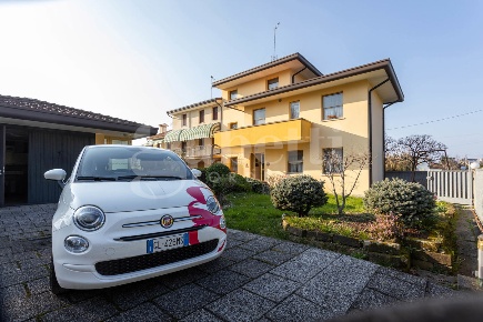 Foto Villa unifamiliare in Via Bellasio 70, Pordenone Torre di 151 m²