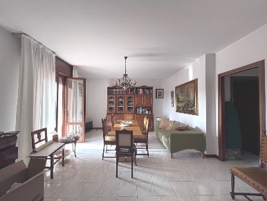 Foto Appartamento in Strada Statale 9 Via Emilia 197, Cadeo Roveleto