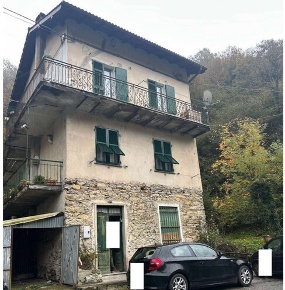 Foto Appartamento in Frazione Fascia di Carlo 19, Torriglia di 71 m²