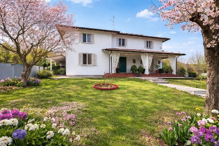 Foto Villa singola in Via VPianazza 38, Montescano di 400 m² in vendita