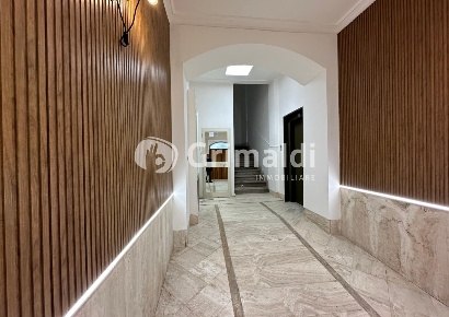 Foto Hotel in Via mazzini SNC, Battipaglia Centro di 800 m² in affitto