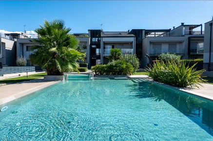 Foto Appartamento in Via Facchetti 7, Peschiera del Garda Centro di 130 m²