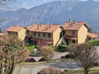 Foto Appartamento in Via Boffalora 4, Bellagio Civenna di 95 m² in vendita