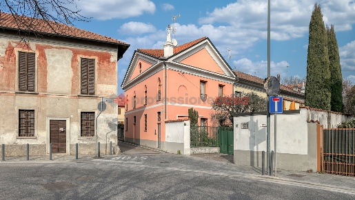 Foto Appartamento in Ai boschi, Gessate Centro di 210 m² con 4 locali