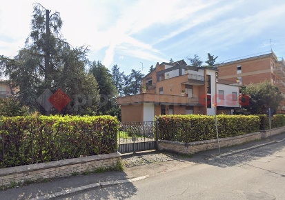Foto Casa indipendente in Via VADO DEL TUFO 95, Frosinone Tribunale