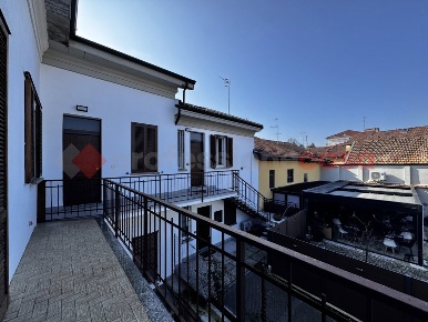 Foto Casa indipendente in Via Marconi 18, Castelletto sopra Ticino Centro