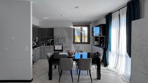 Foto Appartamento in Via Pisana 2136, Lucca Sant'Angelo di 95 m² in vendita