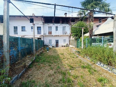 Foto Appartamento in Via Madonna della Neve 30, Nole San Giovanni di 150 m²