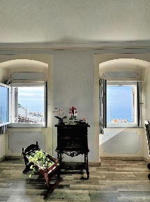 Foto Attico in Via Ottavio Mangini 7, Sori Centro di 200 m² con 9 locali