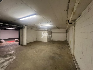 Foto Posti auto in Viale Duca D'Aosta 30, Brescia Porta Venezia di 51 m²